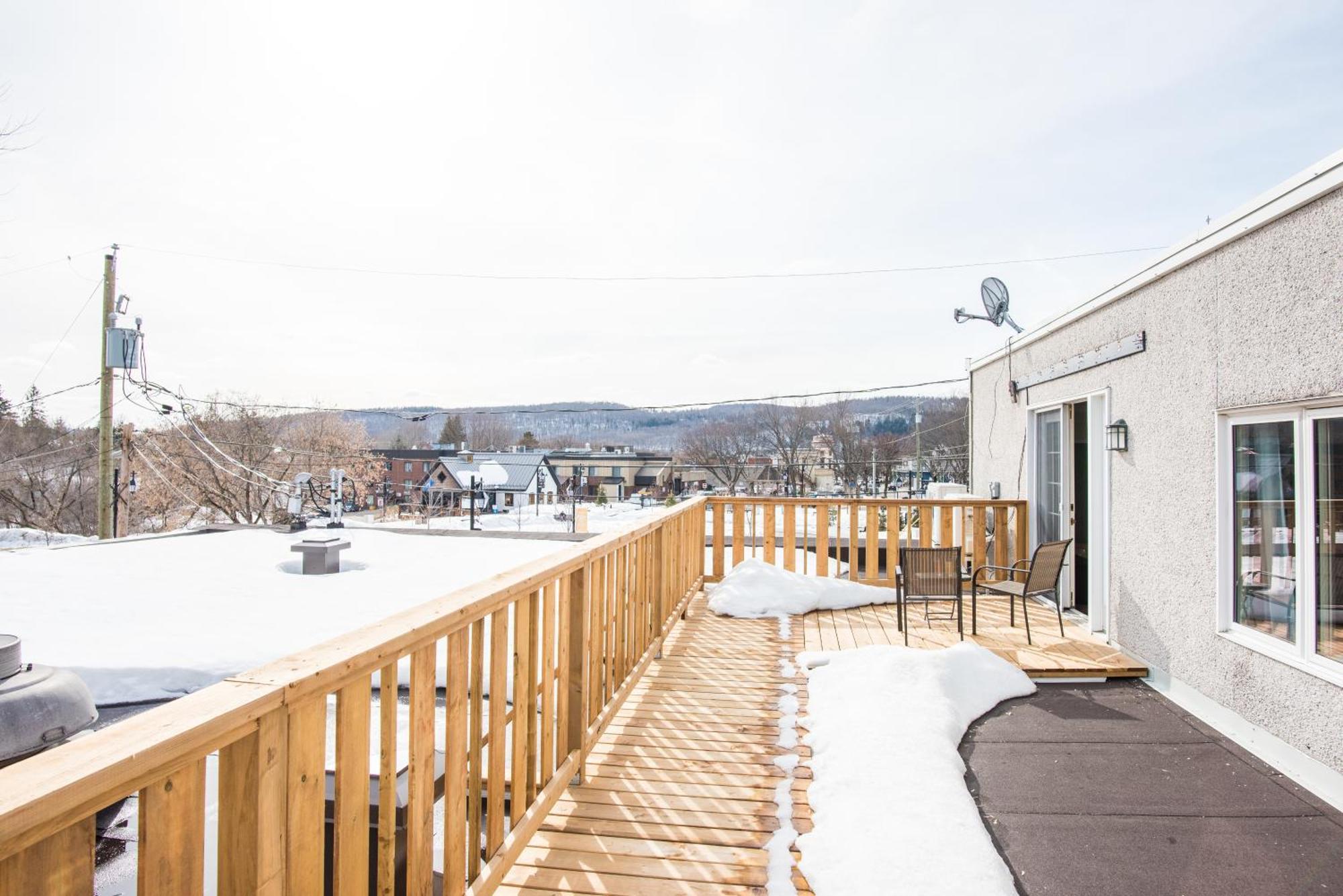 Downtown - Rooftop Patio - Free Shuttle To Ski Mountain Apartment Mont-Tremblant Exterior photo